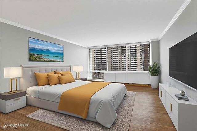 12700 Lake Avenue 806, Lakewood, OH 44107