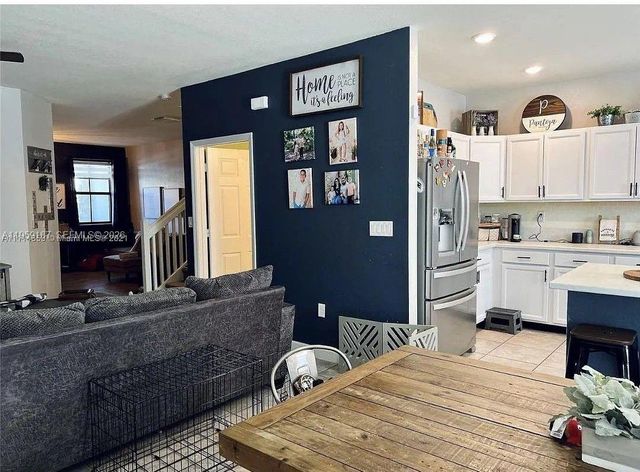 11428 SW 252nd St, Homestead, FL 33032