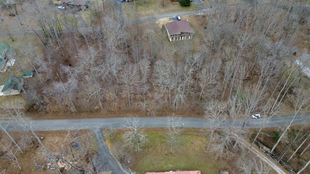 1 Woodland Way, Estill Springs, TN 37330