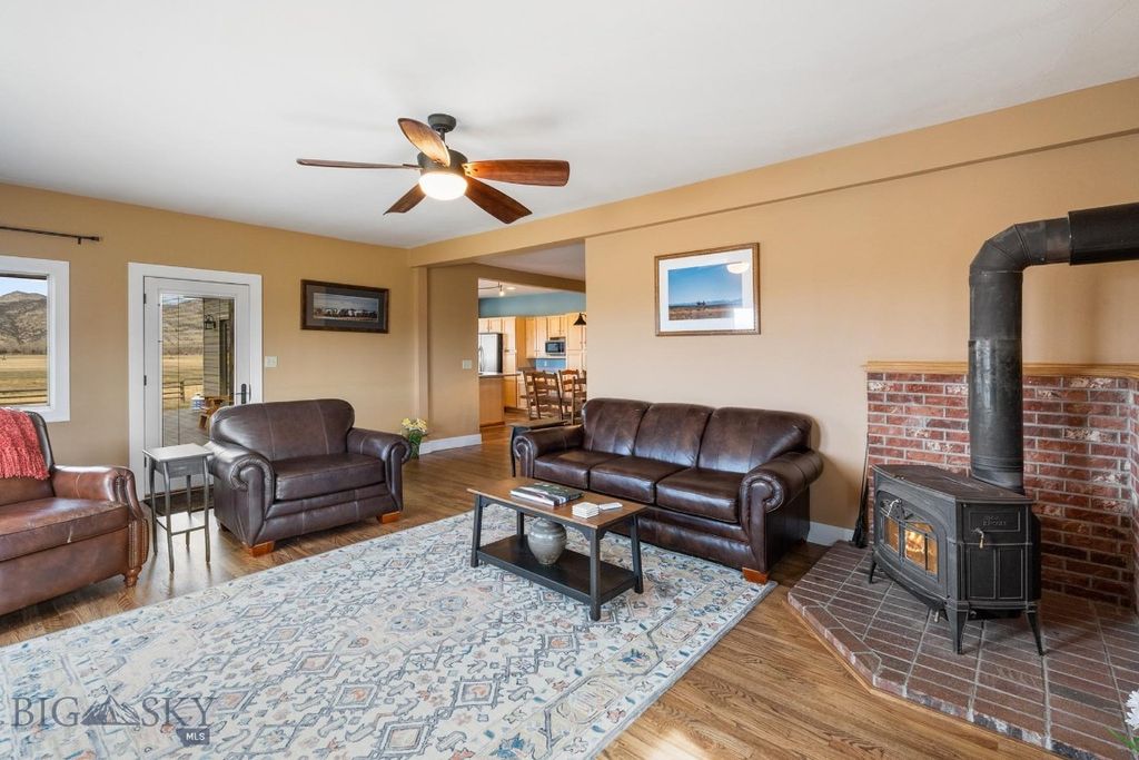 5191 Old Yellowstone Trail, Three Forks, MT 59752 photo 36