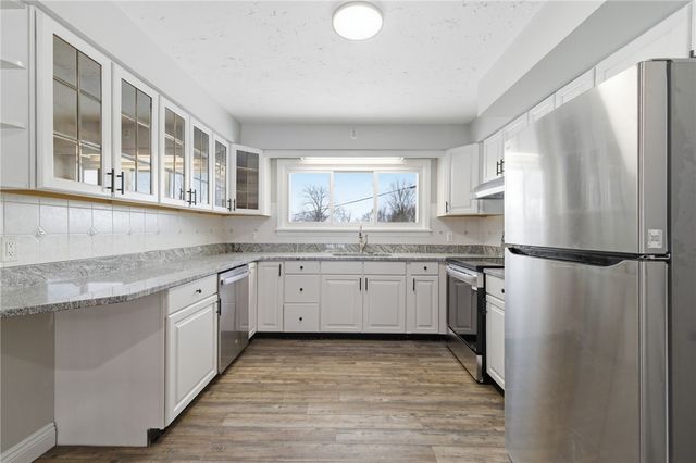 214 Sunset Drive, Neshannock Twp, PA 16105