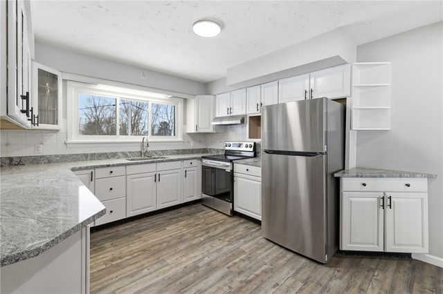 214 Sunset Drive, Neshannock Twp, PA 16105