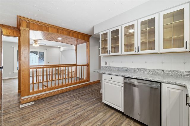 214 Sunset Drive, Neshannock Twp, PA 16105