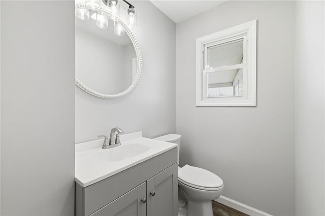 214 Sunset Drive, Neshannock Twp, PA 16105