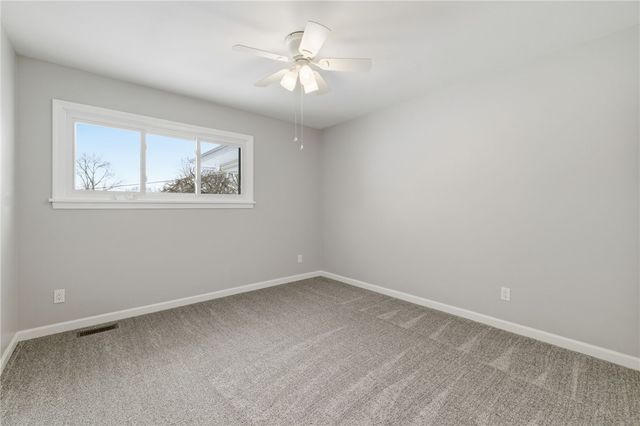 214 Sunset Drive, Neshannock Twp, PA 16105