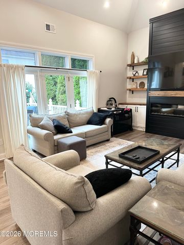 315 Maine Street, Toms River, NJ 08753