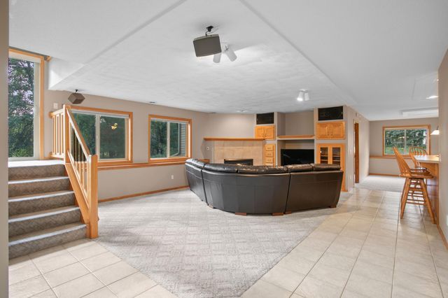 16682 Hanson Boulevard NW, Andover, MN 55304