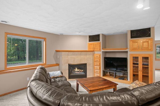 16682 Hanson Boulevard NW, Andover, MN 55304