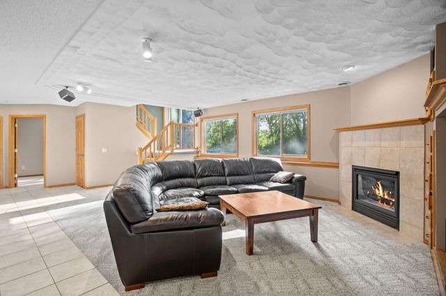 16682 Hanson Boulevard NW, Andover, MN 55304
