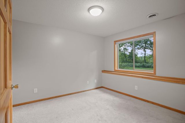 16682 Hanson Boulevard NW, Andover, MN 55304