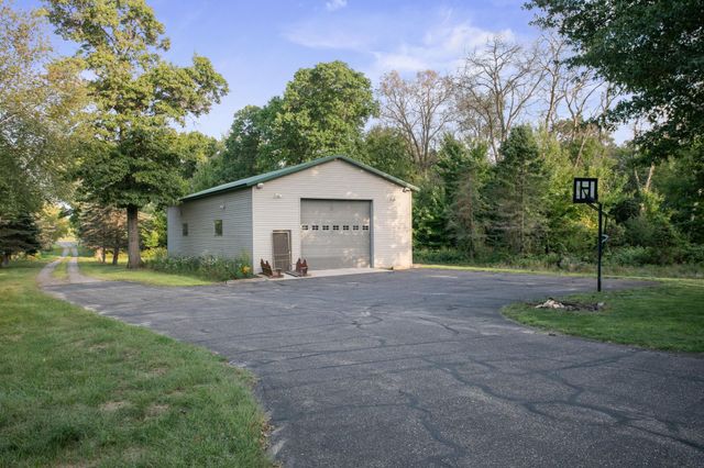 16682 Hanson Boulevard NW, Andover, MN 55304