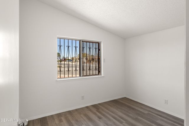 1776 MARLYS LARSON Street, El Paso, TX 79936