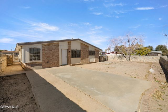 1776 MARLYS LARSON Street, El Paso, TX 79936