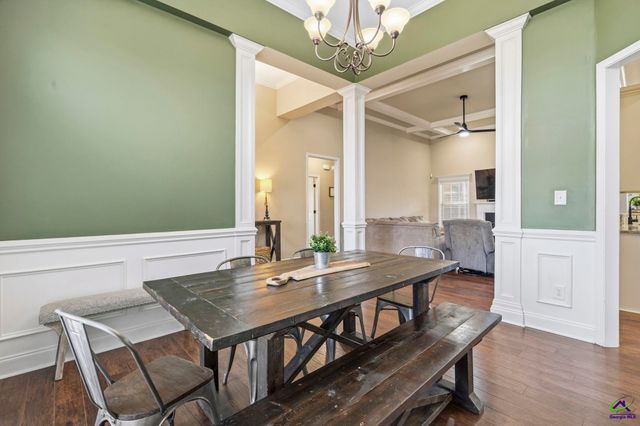 208 Hunts Landing Drive, Kathleen, GA 31047
