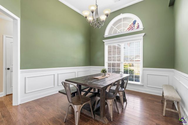 208 Hunts Landing Drive, Kathleen, GA 31047