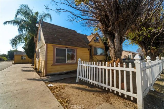 1965 E San Bernardino, San Bernardino, CA 92408