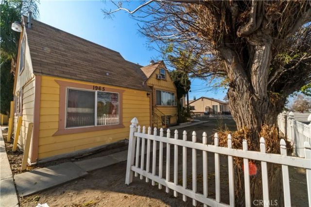 1965 E San Bernardino, San Bernardino, CA 92408
