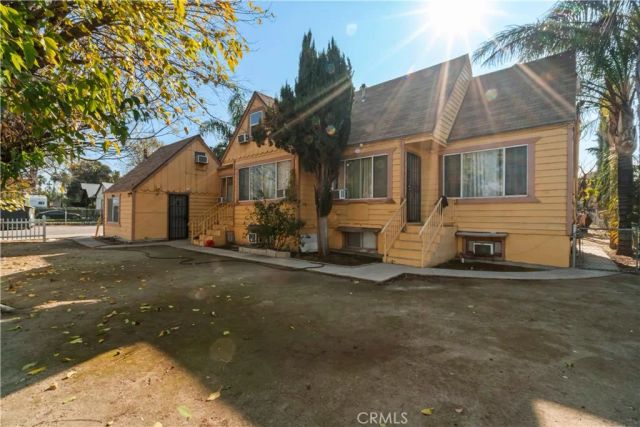 1965 E San Bernardino, San Bernardino, CA 92408