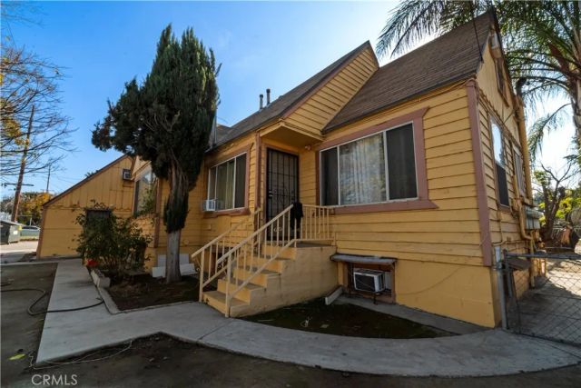 1965 E San Bernardino, San Bernardino, CA 92408