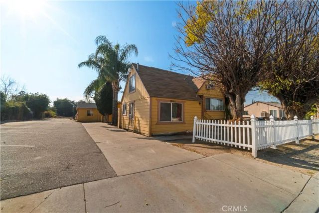 1965 E San Bernardino, San Bernardino, CA 92408