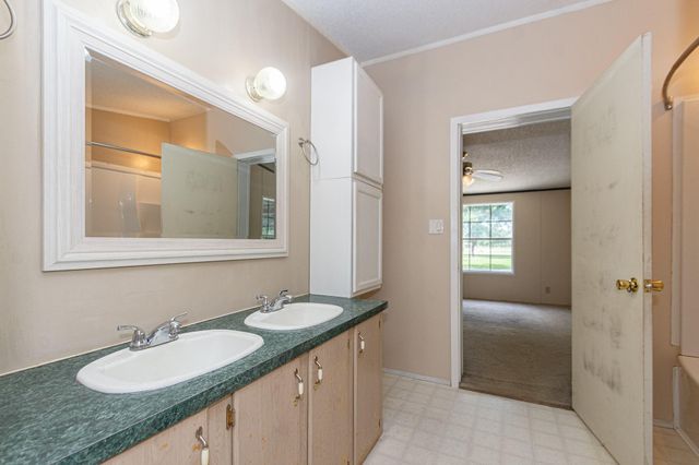 11935 County Road 170, Boling, TX 77420