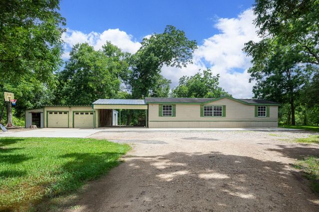 11935 County Road 170, Boling, TX 77420