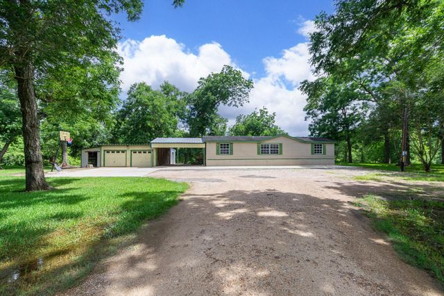 11935 County Road 170, Boling, TX 77420