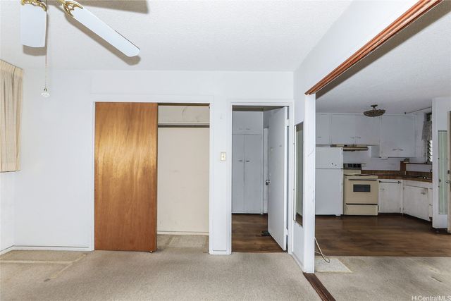 1525 Pensacola Street 302, Honolulu, HI 96822
