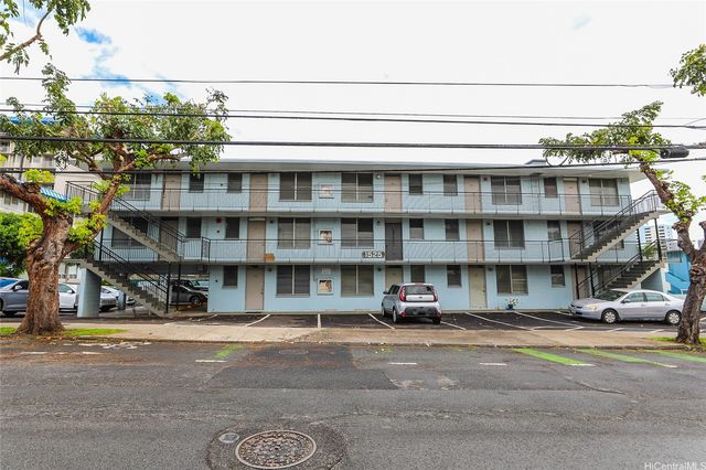 1525 Pensacola Street 302, Honolulu, HI 96822
