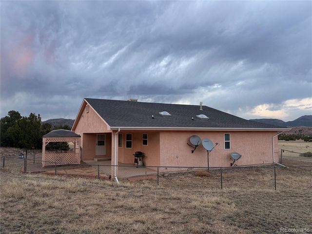 282 Meadowdale Lane, Canon City, CO 81212