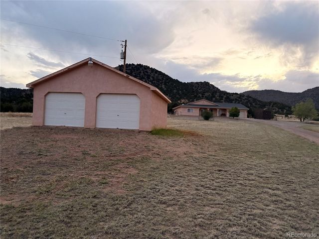 282 Meadowdale Lane, Canon City, CO 81212