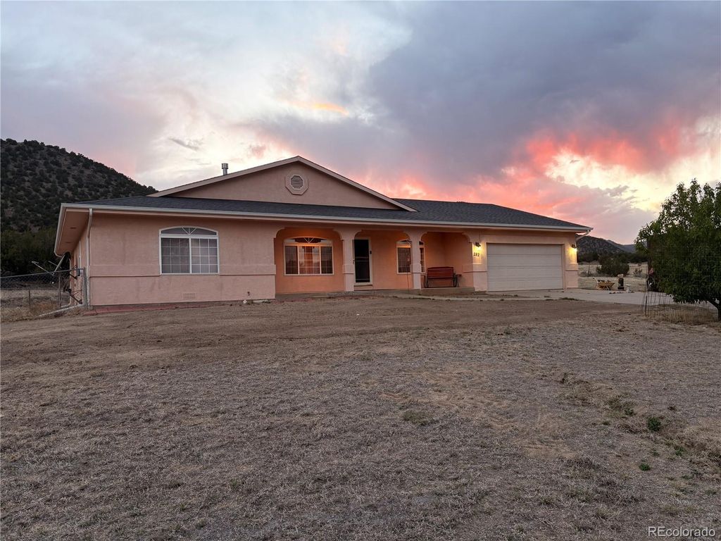 282 Meadowdale Lane, Canon City, CO 81212
