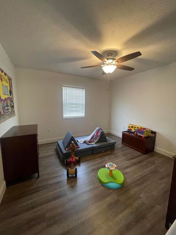 25 Hickory Hill Drive, Corbin, KY 40701