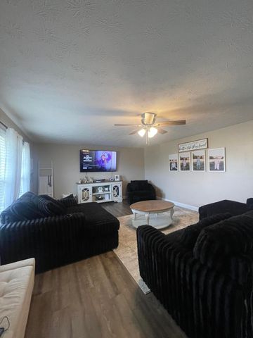 25 Hickory Hill Drive, Corbin, KY 40701