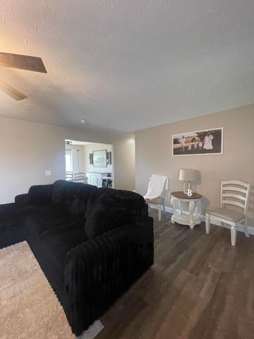 25 Hickory Hill Drive, Corbin, KY 40701