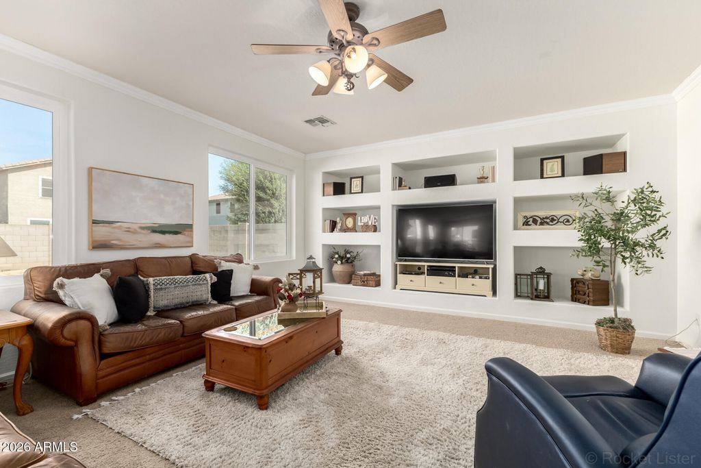 Image 12 of property listing at 2612 E TORREY PINES Lane, Chandler, AZ 85249