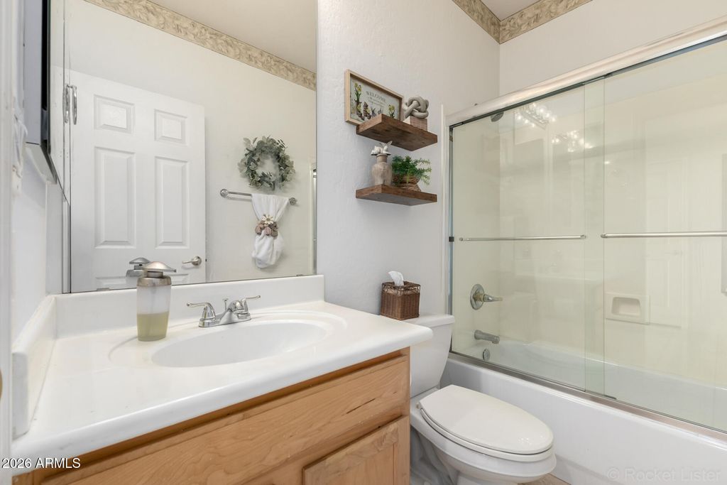 Image 39 of property listing at 2612 E TORREY PINES Lane, Chandler, AZ 85249