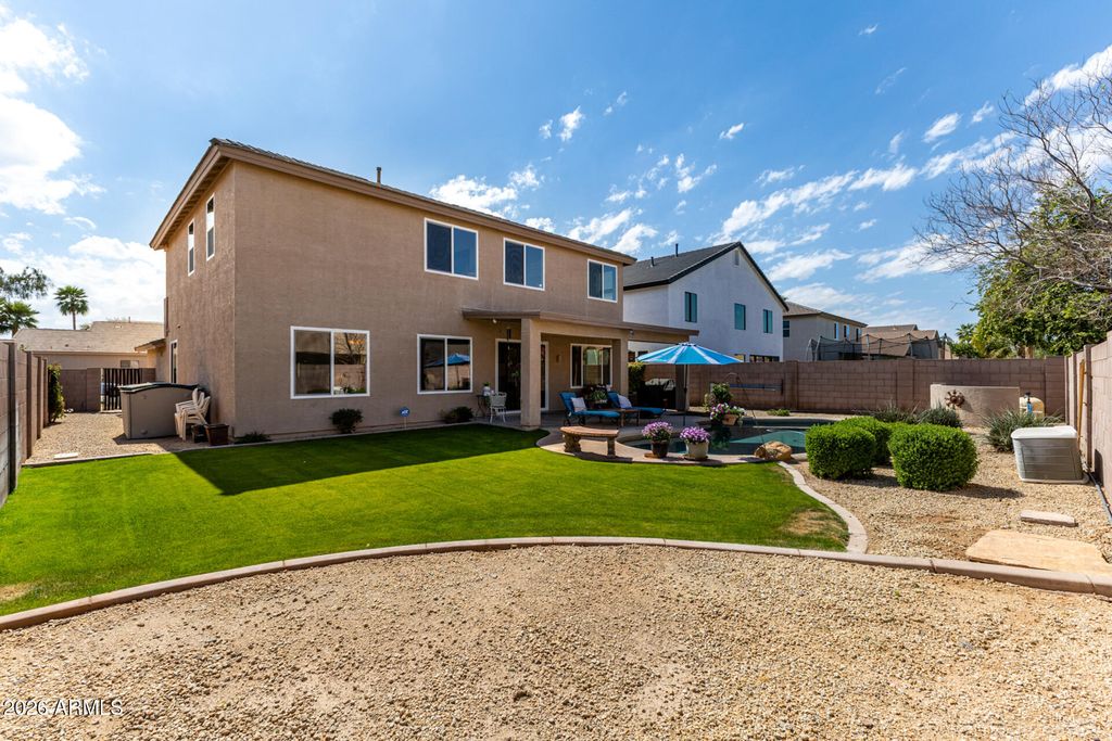 Image 44 of property listing at 2612 E TORREY PINES Lane, Chandler, AZ 85249