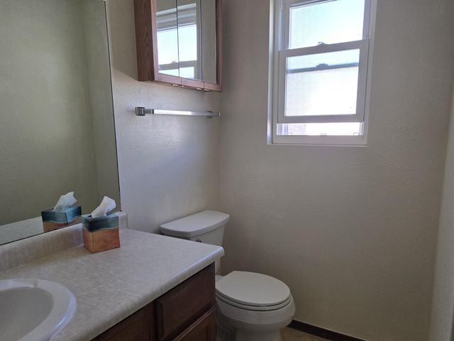 11919 Gable Lane NE, Albuquerque, NM 87123