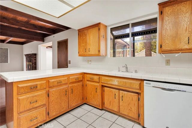 1725 Linnet, Wrightwood, CA 92397