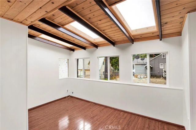 1725 Linnet, Wrightwood, CA 92397