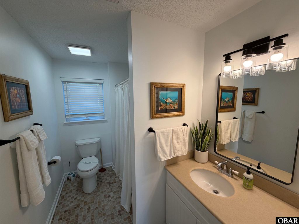 Image 12 of property listing at 514 Pirates Way # 514B, Manteo, NC 27958