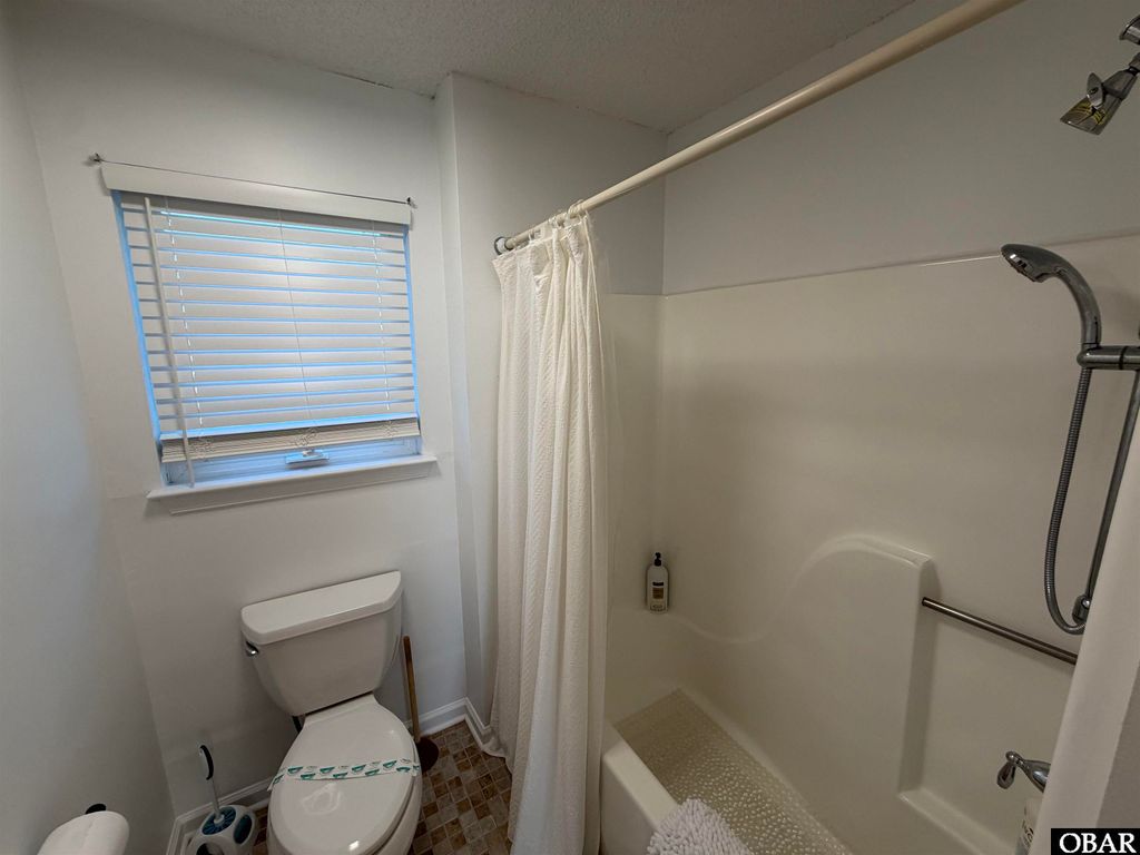 Image 13 of property listing at 514 Pirates Way # 514B, Manteo, NC 27958