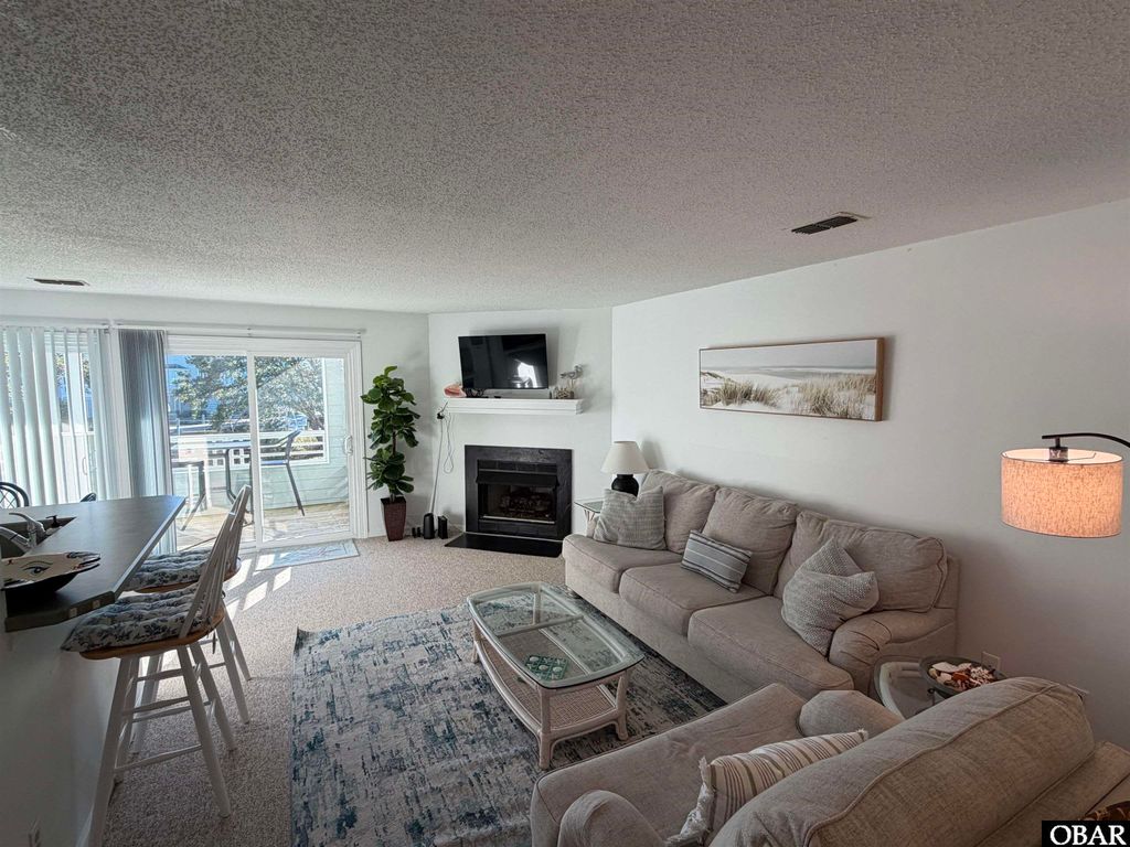 Image 5 of property listing at 514 Pirates Way # 514B, Manteo, NC 27958