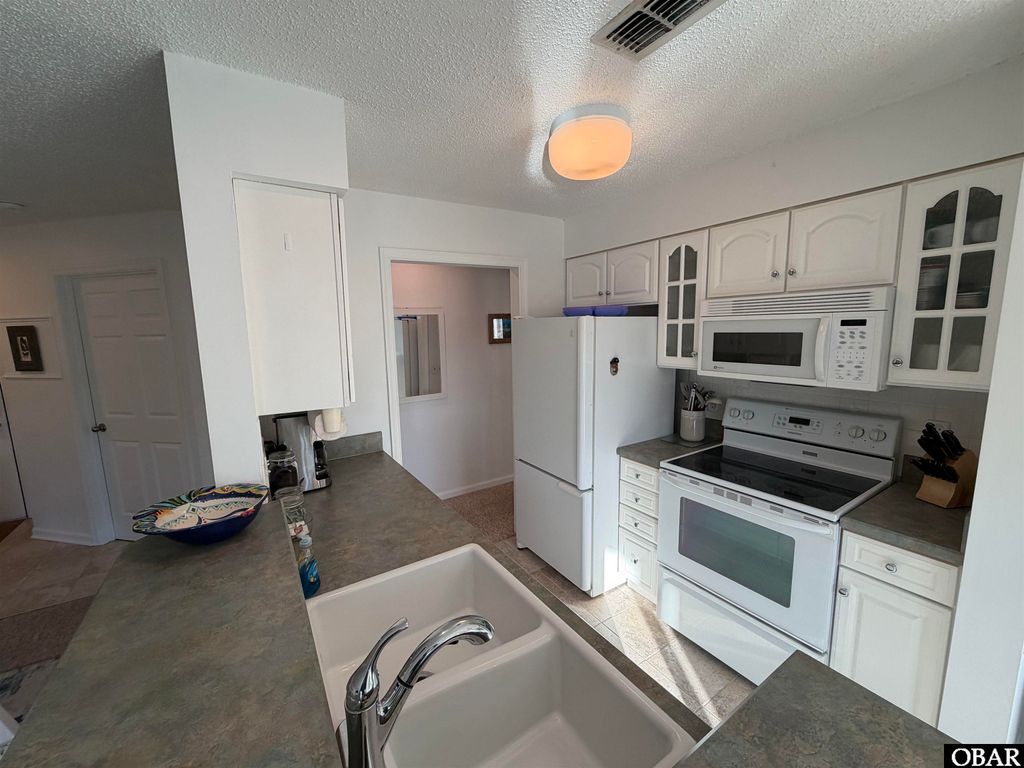 Image 9 of property listing at 514 Pirates Way # 514B, Manteo, NC 27958