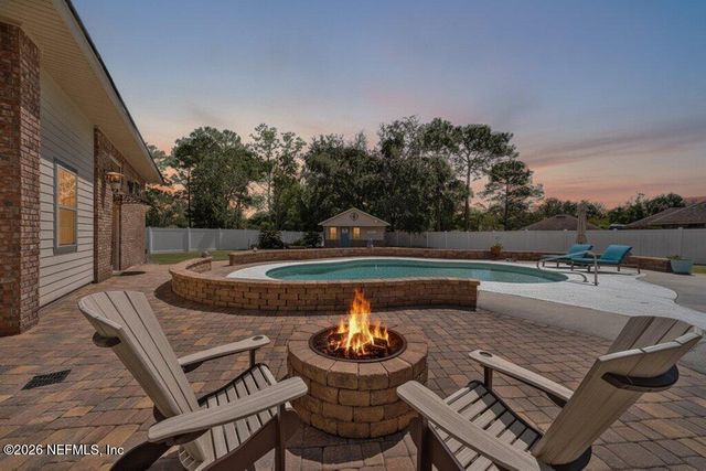 1147 PEBBLE RIDGE Drive, Jacksonville, FL 32220