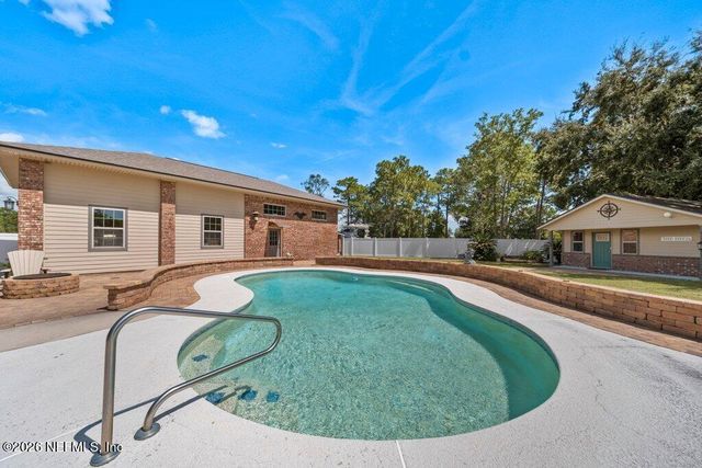 1147 PEBBLE RIDGE Drive, Jacksonville, FL 32220