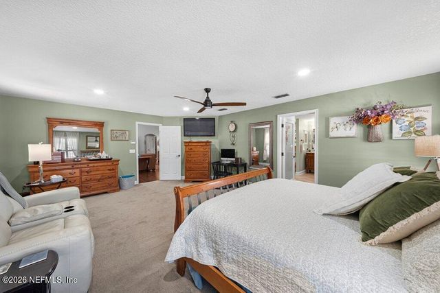 1147 PEBBLE RIDGE Drive, Jacksonville, FL 32220
