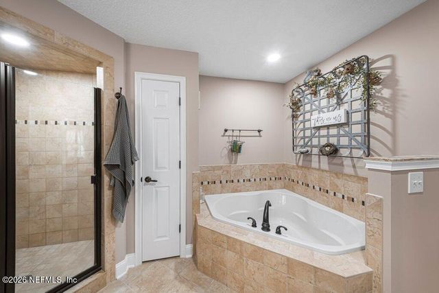 1147 PEBBLE RIDGE Drive, Jacksonville, FL 32220
