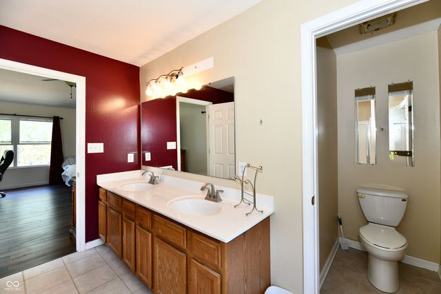 13048 Ross Crossing, Fishers, IN 46038